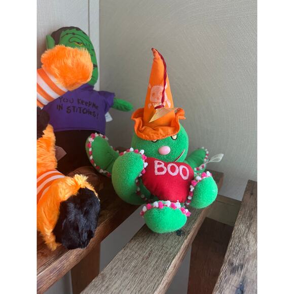 Vintage Halloween Stuffed Animals Plush Lot of 5 Hard face 90s 80s - Picture 3 of 5